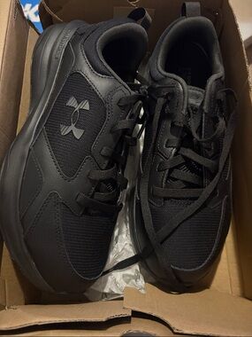 Under Armour Black Men's Lightweight Athletic Sneakers